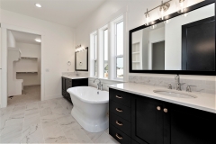 23-Master-Suite