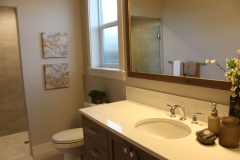 Junior-Suite-Bathroom