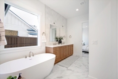 24-2024-06-18-18.09.20-2